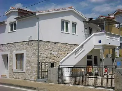 Apartment Ana